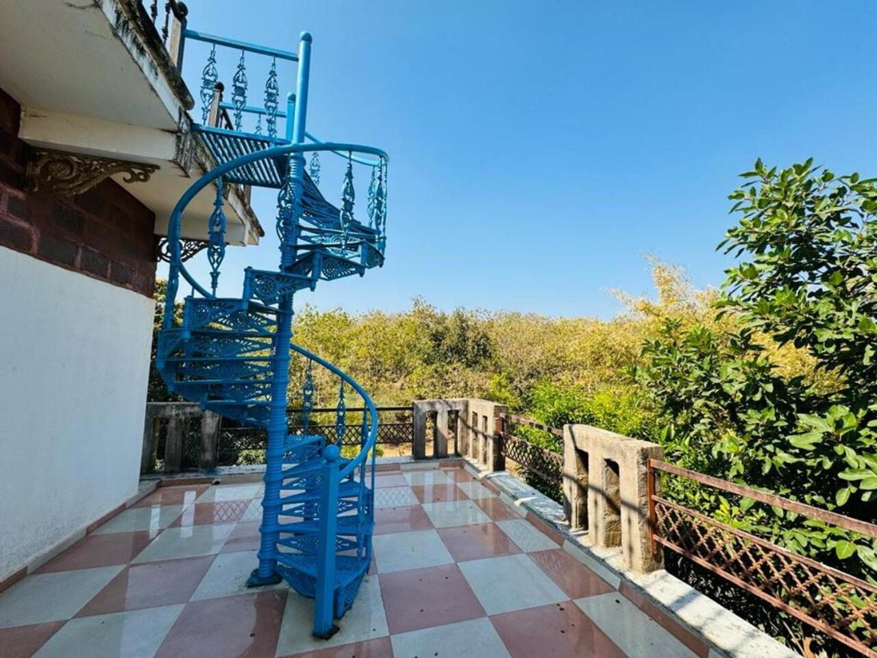 Gir Lions Paw Resort With Swimming Pool Sasan Gir Exterior foto