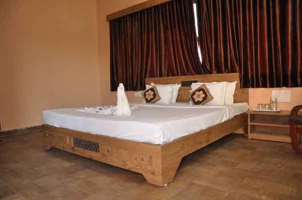 Gir Lions Paw Resort With Swimming Pool Sasan Gir Exterior foto
